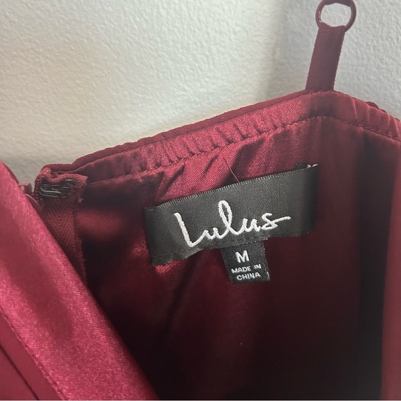 Lulu's All About Love Wine Red Burgundy V-Neck Maxi Dress Women’s Size Medium - Picture 8 of 13